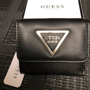 Ladies Guess wallet new with tags in original box
